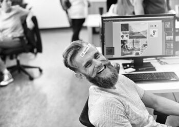 How to Find the Right Freelancer for Your Website when Hiring a Content Writer