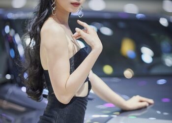 Boost Your Business Game with These 25 Resale Sites Similar to Poshmark