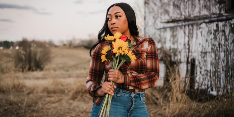 woman 7712737 960 720 - Business Help and Advice The Ultimate Guide to the 11 Best WordPress Plugins and WooCommerce Bundles for 2025